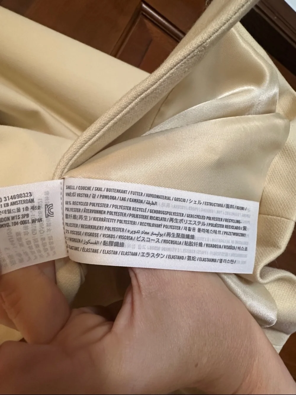 Abercrombie & Fitch Pale Yellow Collarless Button Front Suiting Blazer - Picture 4 of 7